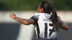 Vic Albuquerque jogadora do Corinthians comemora seu gol durante partida contra o Juventude no estádio Alfredo Schürig pelo campeonato Brasileiro A 2025. Foto: Anderson Romão/AGIF
