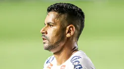 Aderlan jogador do Santos durante partida contra o Corinthians no estádio Vila Belmiro pelo campeonato Paulista 2024.