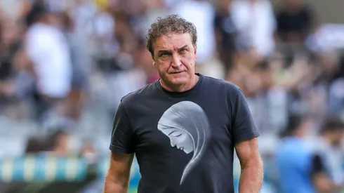 Cuca destaca a necessidade de reforçar a equipe na temporada – Foto: Gilson Lobo/AGIF