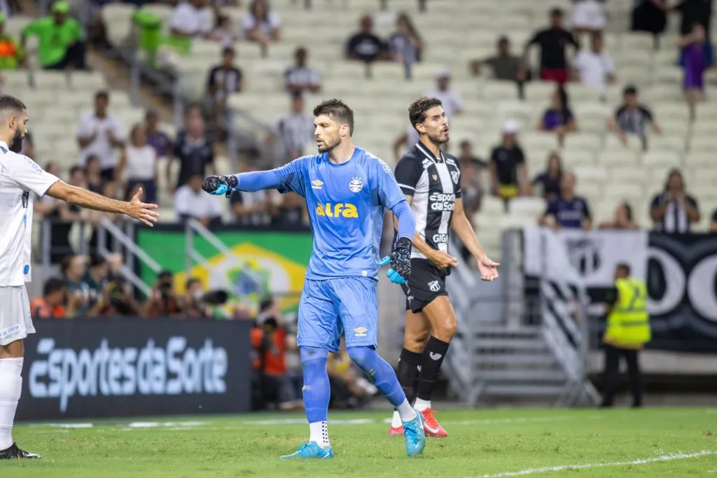 Volpi foi um dos poucos poupados em atuação do Grêmio contra o Ceará. Foto: Baggio Rodrigues/AGIF