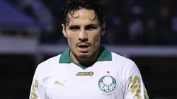 Raphael Veiga durante partida entre Guarani e Palmeiras, no Estádio Brinco de Ouro da Princesa, pelo Campeonato Paulista.