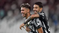 Mateo Ponte, jogador do Botafogo, comemora seu gol durante partida contra o Juventude, pelo Campeonato Brasileiro. Foto: Thiago Ribeiro/AGIF.
