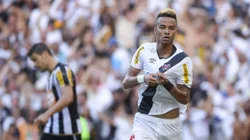 Rafael Silva, ex-Vasco, comemora seu gol durante partida contra o Botafogo, pela final do Campeonato Carioca de 2015. Foto: Fernando Soutello/AGIF.