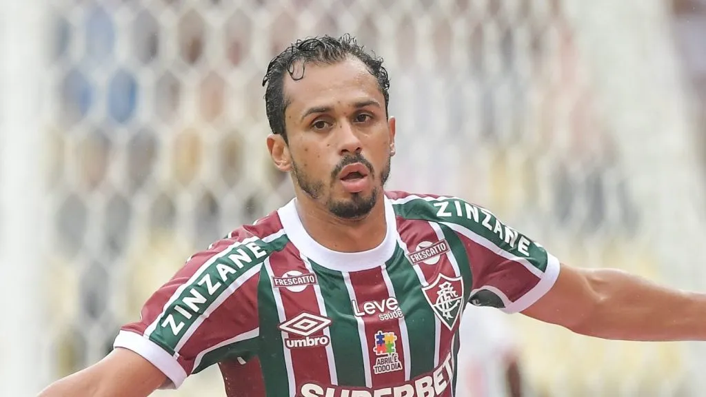 Lima, meia do Fluminense. Foto: Thiago Ribeiro/AGIF