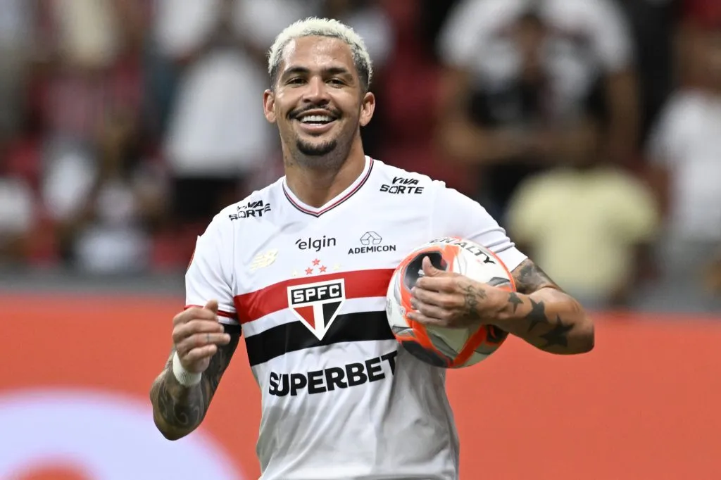 Camisa 10 em jogo do Paulistão. Foto: Mateus Bonomi/AGIF