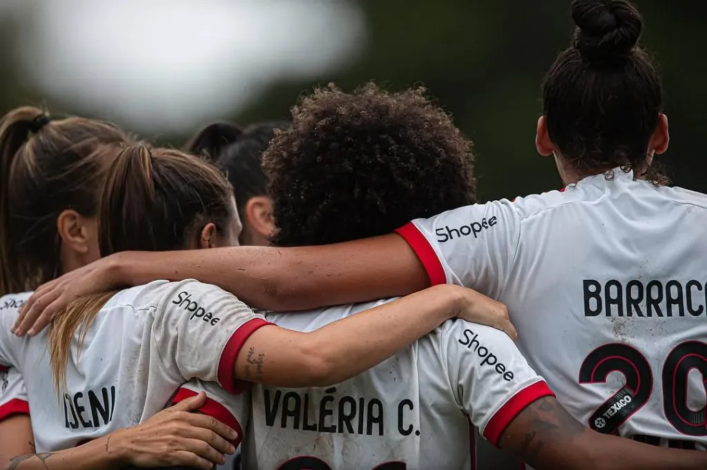 Valéria Cantuario, comemora golaço da vitória do Mengão sobre o Vasco pela Copa Rio Feminina. Foto: Divulgação/Flamengo