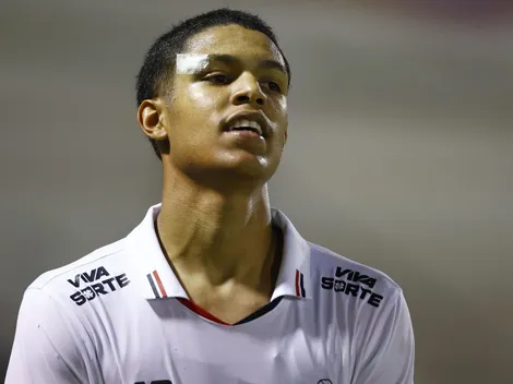 Zubeldía é criticado por pouca minutagem de Ryan Francisco