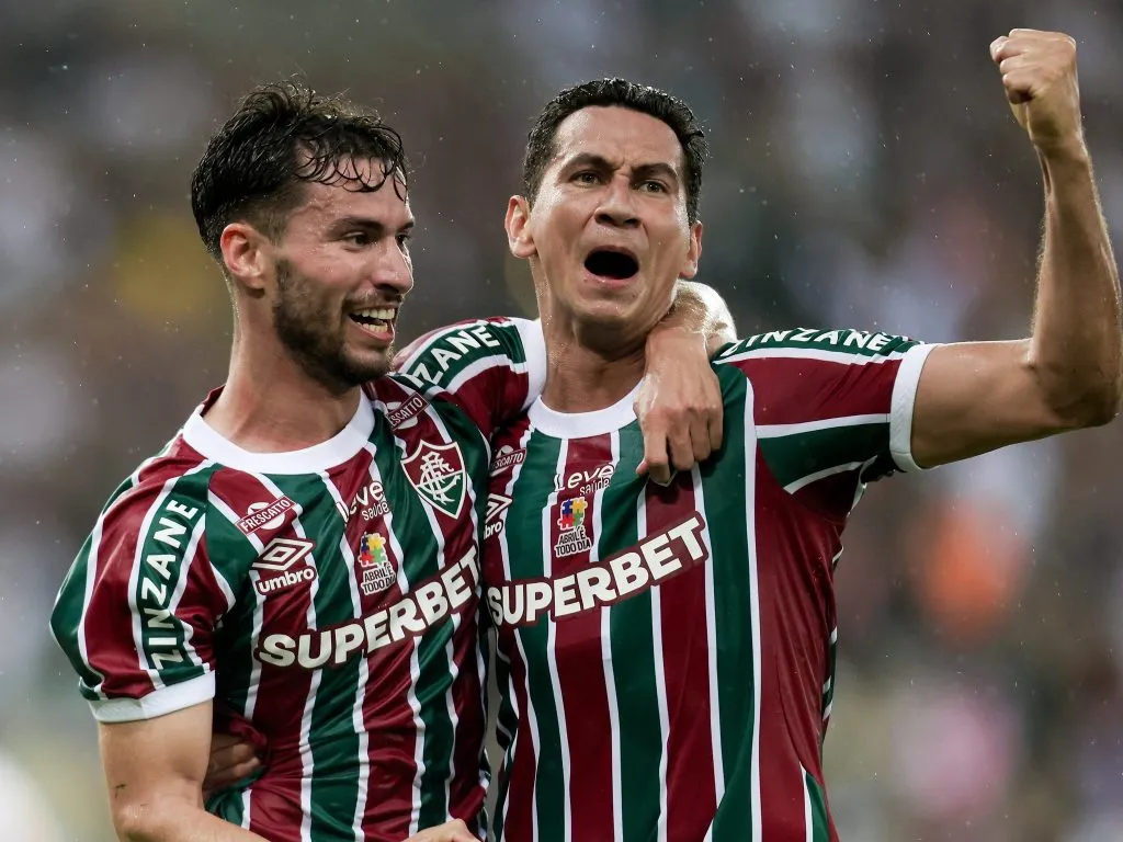 Martinelli comemora seu gol ao lado de Ganso. Foto: Marcelo Gonçalves/Fluminense FC