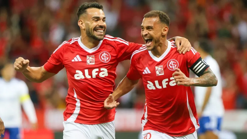 Alan Patrick e Bruno Henrique, do Internacional