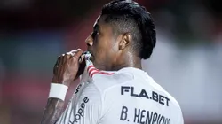 Bruno Henrique marca no fim e Flamengo bate o Vitória por 2 a 1 no Barradão.