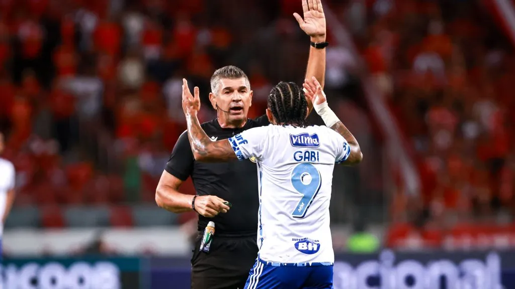 Marcelo de Lima Henrique e Gabigol. Foto: Maxi Franzoi/AGIF