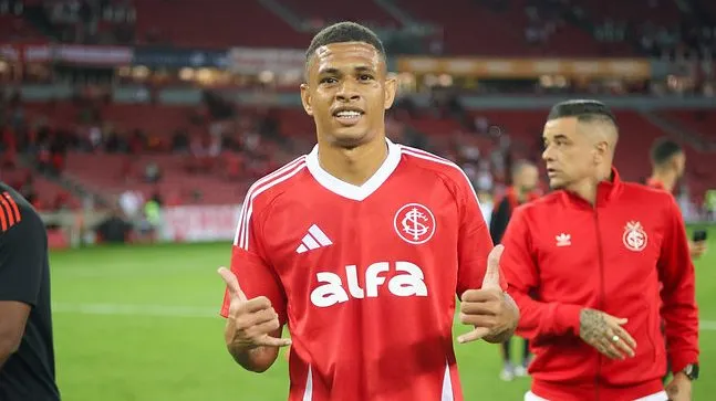 Diego Rosa na estreia pelo Internacional. Foto: Internacional