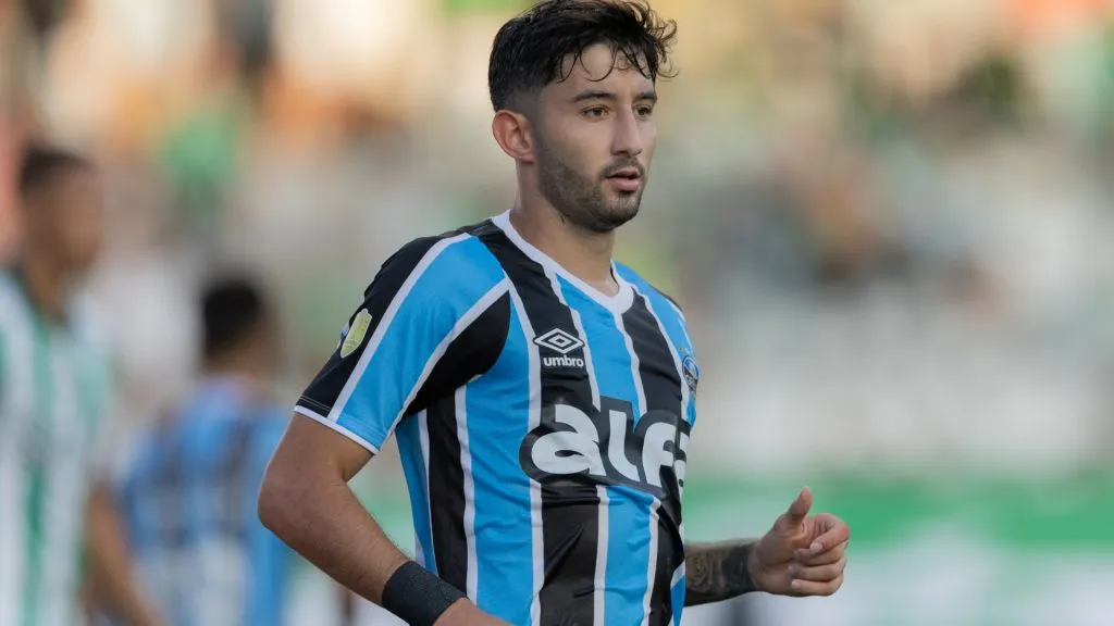 Villasanti é o atleta mais caro do Grêmio nesta temporada – Foto: Liamara Polli/AGIF