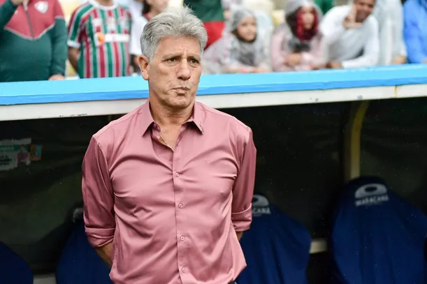 Treinador do Fluminense, Renato Gaúcho é elogiado por Cicinho – Foto: Thiago Ribeiro/AGIF