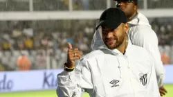 Neymar jogador do Santos durante partida contra o Bahia no estadio Vila Belmiro pelo campeonato Brasileiro A 2025. Foto: Mauricio De Souza/AGIF