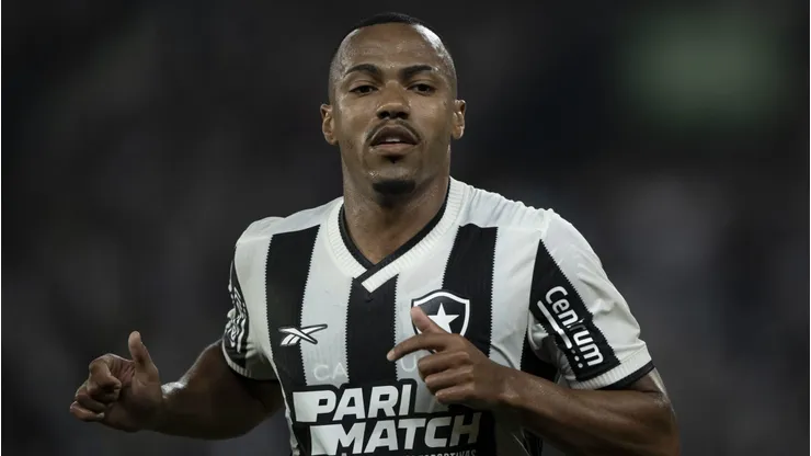 Marlon Freitas jogador do Botafogo - Foto: Jorge Rodrigues/AGIF