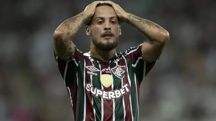 Guga deve desfalcar o Fluminense por 45 dias.