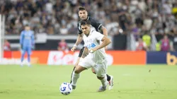 Aravena, jogador do Grêmio, durante partida contra o Ceará, pelo Campeonato Brasileiro. Foto: Baggio Rodrigues/AGIF.