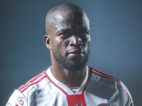 Roger Machado sai em defesa de Enner Valência no Internacional