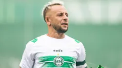 Rafinha saiu pela porta dos fundos no Coritiba.