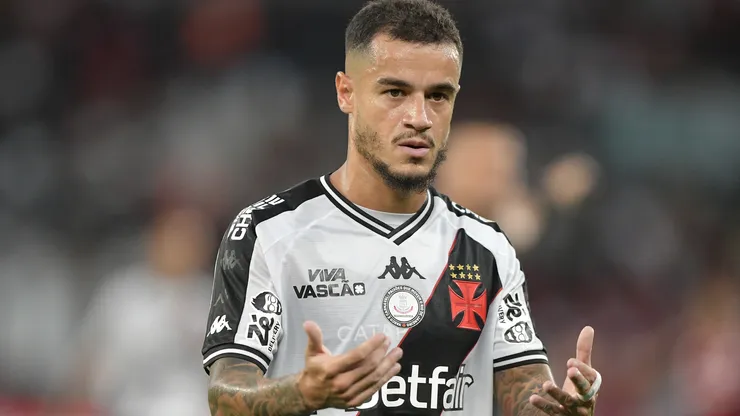 Philippe Coutinho vive bom momento pelo Vasco em 2025 - Foto: Thiago Ribeiro/AGIF