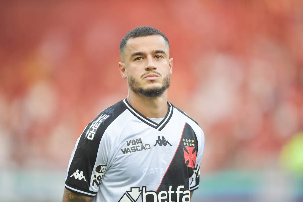 Coutinho de volta ao time do Vasco – Foto: Thiago Ribeiro/AGIF