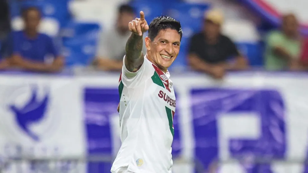 Germán Cano, atleta do Tricolor, comemora um dos seus gols na temporada. Foto: Fernando Torres/AGIF.
