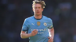 MANCHESTER, ENGLAND - APRIL 06: Kevin De Bruyne of Manchester City looks on during the Premier League match between Manchester United FC and Manchester City FC at Old Trafford on April 06, 2025 in Manchester, England. (Photo by Carl Recine/Getty Images)