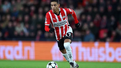 EINDHOVEN, NETHERLANDS - NOVEMBER 27: Mauro Junior of PSV in action during the UEFA Champions League 2024/25 League Phase MD5 match between PSV Eindhoven and FC Shakhtar Donetsk at PSV Stadion on November 27, 2024 in Eindhoven, Netherlands. (Photo by Dean Mouhtaropoulos/Getty Images)