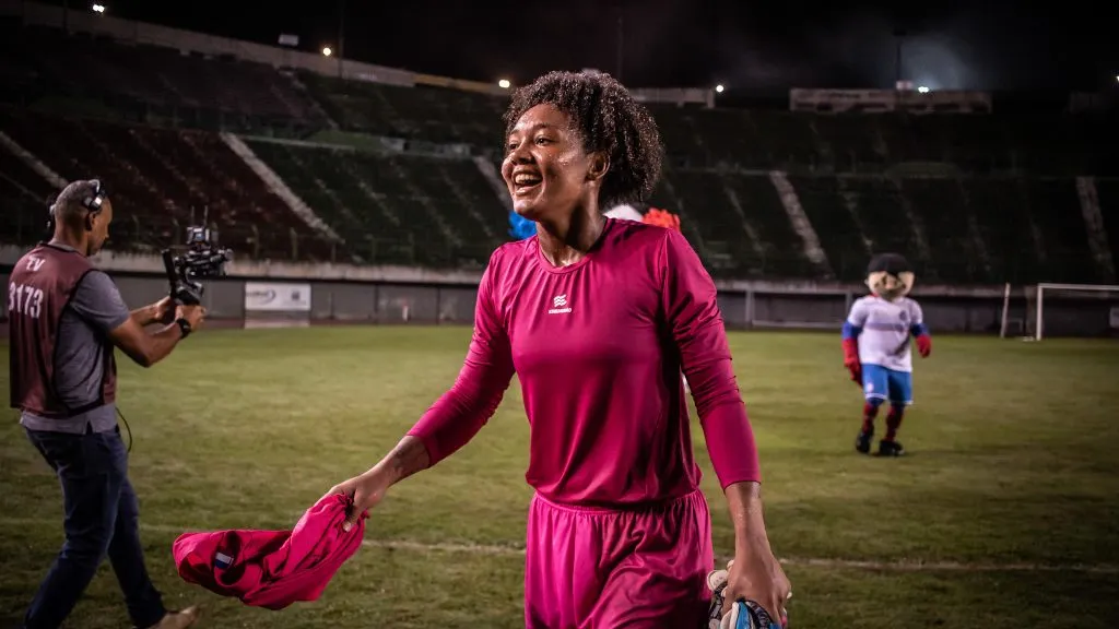 Goleira lorrana em jogo do Baiano Feminino de 2023