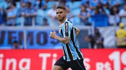 Volante em partida pelo Imortal.