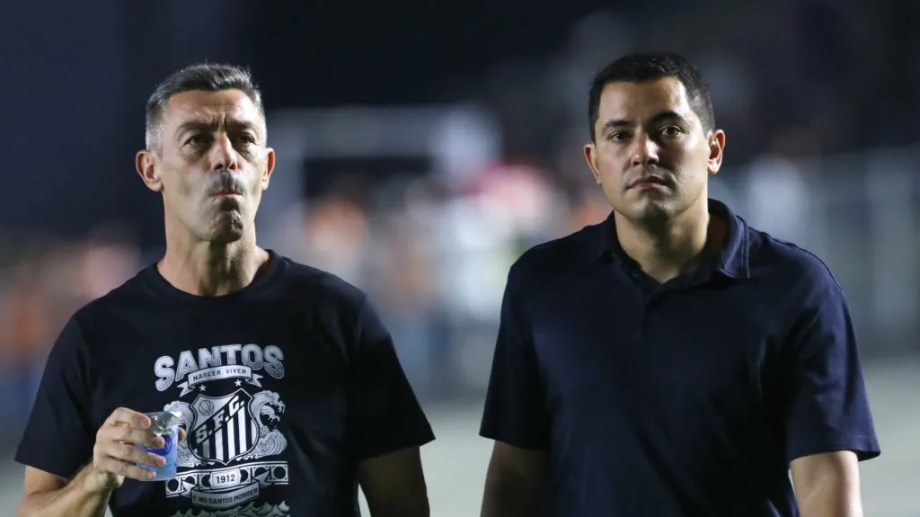 Foto: Reinaldo Campos/AGIF – CEO do Peixe luta pela manutenção do atual técnico.