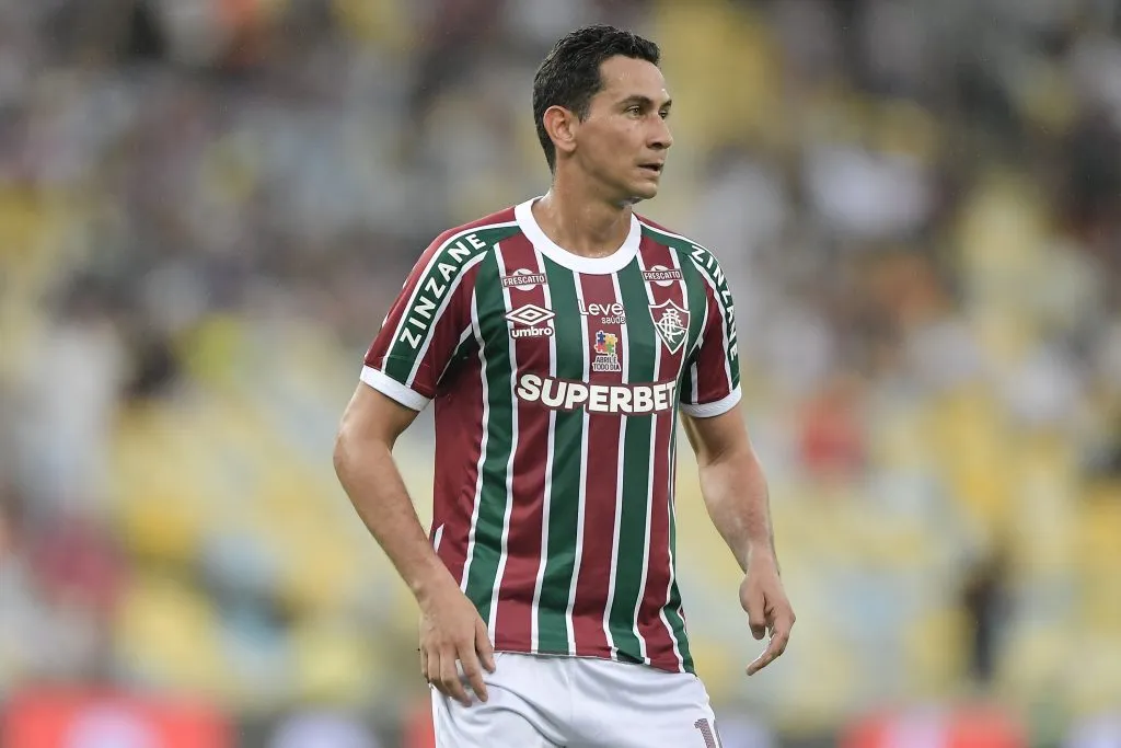Camisa do Fluminense com o atual patrocínio master – Foto: Thiago Ribeiro/AGIF