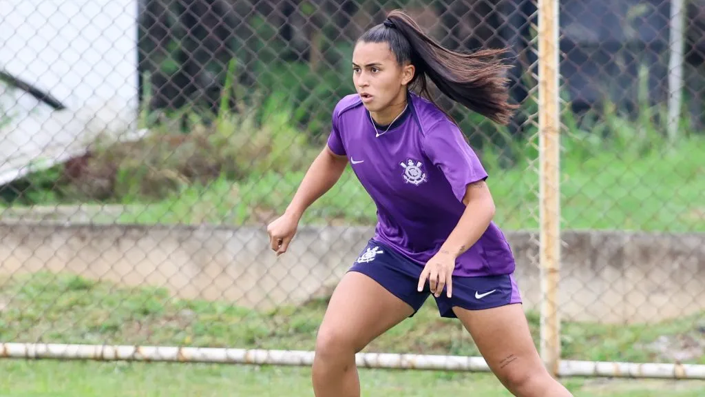 Jogadora do Corinthians em preparação para duelo do Brasileirão