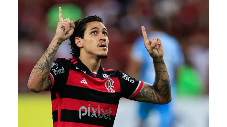 Após 7 meses fora, Pedro estará no banco do Flamengo contra o Central Córdoba pela Libertadores