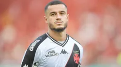 Philippe Coutinho reprova atitude da torcida do Vasco