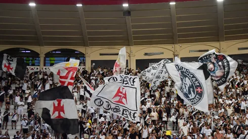 Torcida do Vasco em São Januário - Foto: Thiago Ribeiro/AGIF