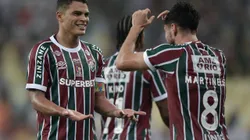 Martinelli jogador do Fluminense comemora seu gol com Thiago Silva jogador da sua equipe durante partida contra o Bragantino no estádio Maracanã pelo campeonato Brasileiro A 2025. Foto: Thiago Ribeiro/AGIF