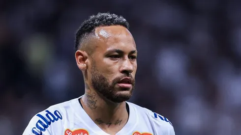 SP - SAO PAULO - 12/02/2025 - PAULISTA 2025, CORINTHIANS X SANTOS - Neymar Jr. jogador do Santos durante partida contra o Corinthians no estadio Arena Corinthians pelo campeonato Paulista 2025.