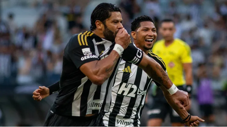 Hulk comemorando gol pelo Atlético-MG. Foto: Fernando Moreno/AGIF