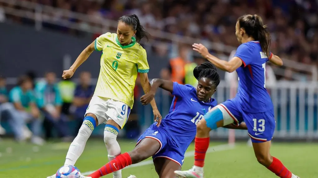 Amistoso feminino entre Brasil e França