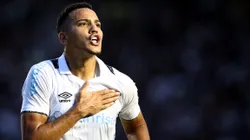 Gustavo Martins é reserva de Gustavo Quinteros no Grêmio atual e interessa ao Botafogo