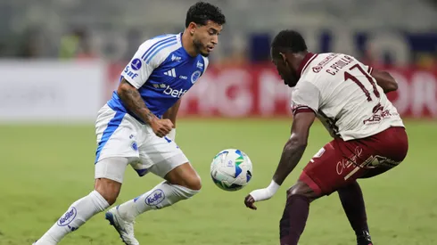Willian jogador do Cruzeiro durante partida contra o Mushuc Runa – Foto: Gilson Lobo/AGIF