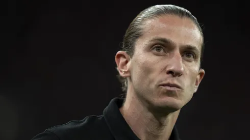 Filipe Luís teve que ouvir muitas críticas em derrota do Flamengo na Libertadores por escalar Ewertton Araújo de titular