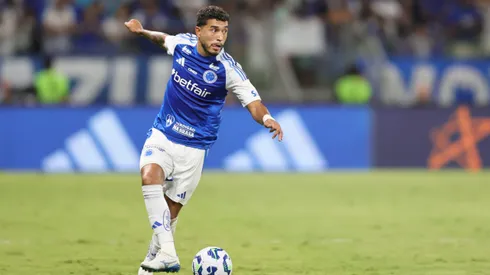 William, jogador do Cruzeiro, durante partida contra o Mirassol no estadio Mineirao pelo campeonato Brasileiro A 2025. Foto: Gilson Lobo/AGIF