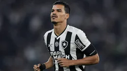 Danilo Barbosa jogador do Botafogo durante partida contra o Fortaleza no estádio Engenhão pelo campeonato Brasileiro A 2024.