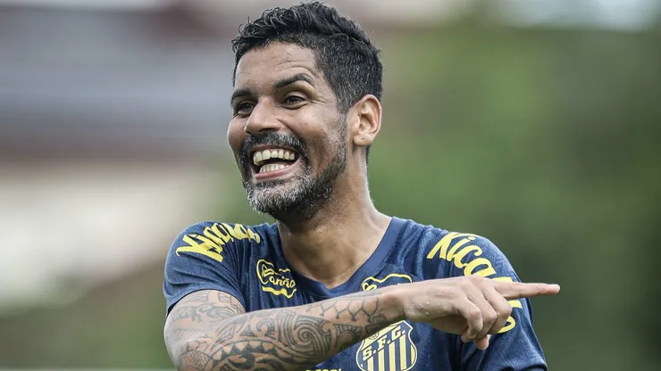 Aderlan desfalca o Santos. Raul Baretta/Santos FC