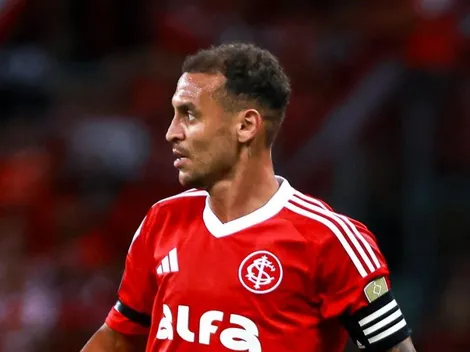 Alan Patrick é artilheiro do Internacional em clássicos Gre-Nal