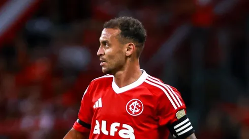 Alan Patrick, meia do Internacional