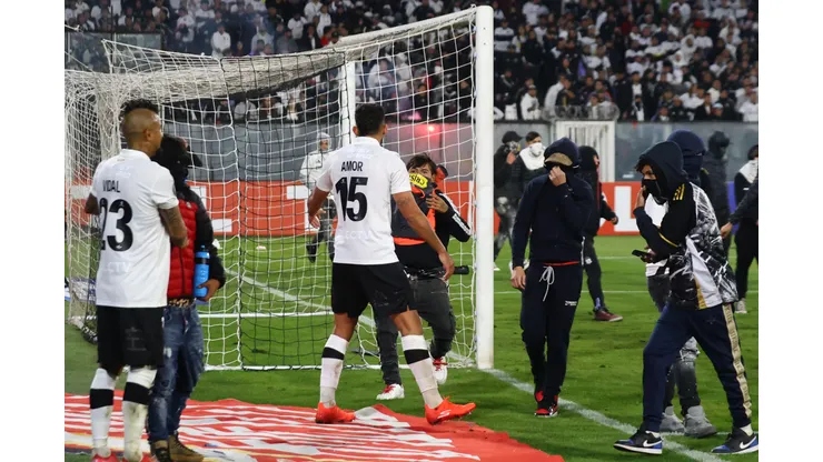 Colo Colo x Fortaleza foi suspenso pela Libertadores - Foto: Marcelo Hernandez/Getty Image